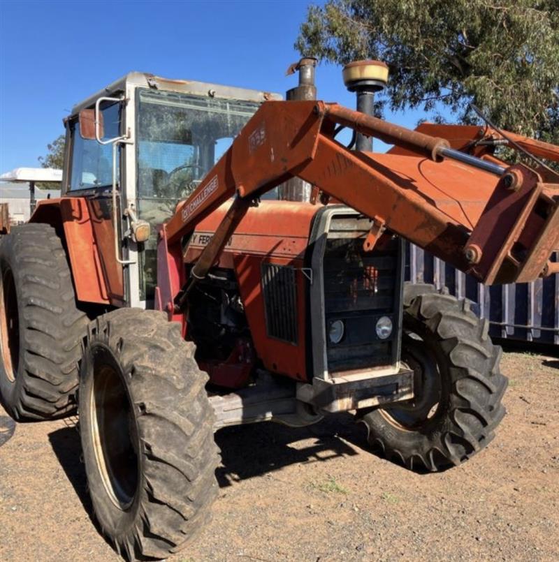 Massey Ferguson 3545 tractor