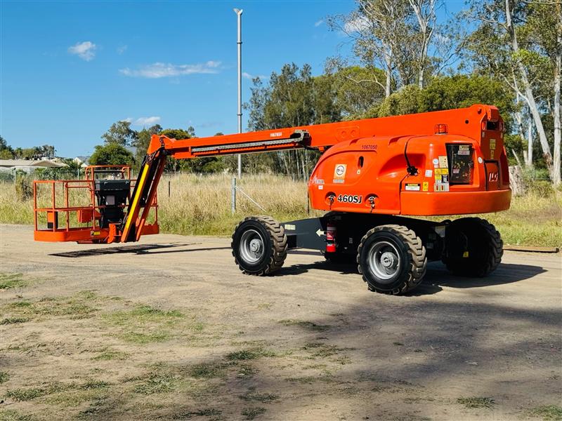JLG 460SJ 46ft all terrain boom scis...