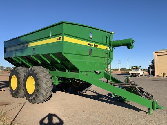 Grain King 35T SEED AND SUPER grain carts