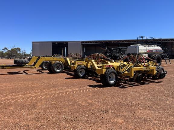 Serafin S1896 airseeder
