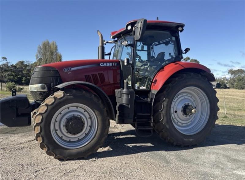 Case IH Puma 180 tractor