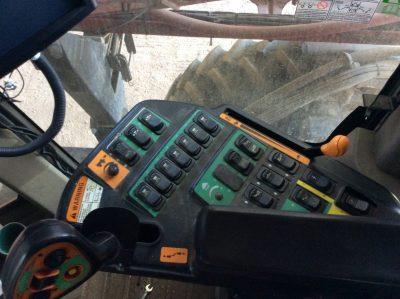 Photo 4. Case IH 4420 self propelled sprayer