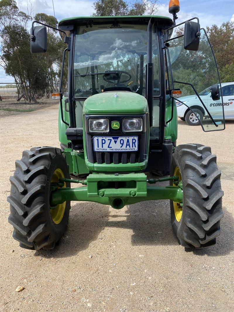 John Deere 5055E tractor, Tractors John Deere VIC Power Farming