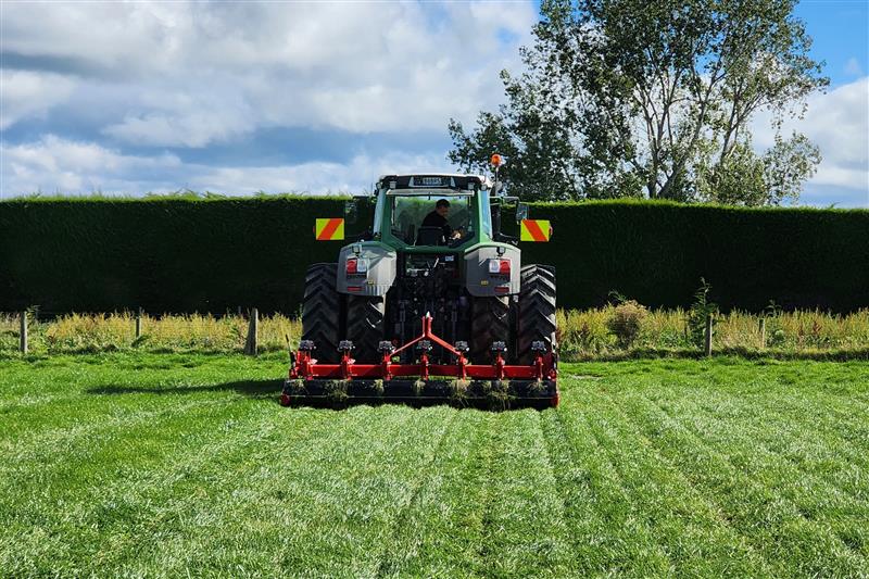 Photo 3. Rata Auto Reset Fieldwave Subsoil Aerator