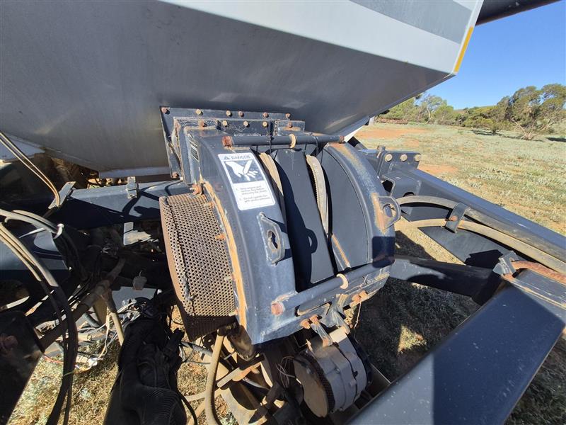 Photo 5. Flexi-Coil 2340 TBH Air Cart