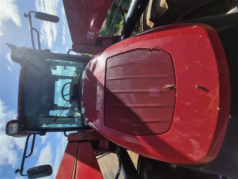 Photo 2. Case IH Farmall JX100 Tractor