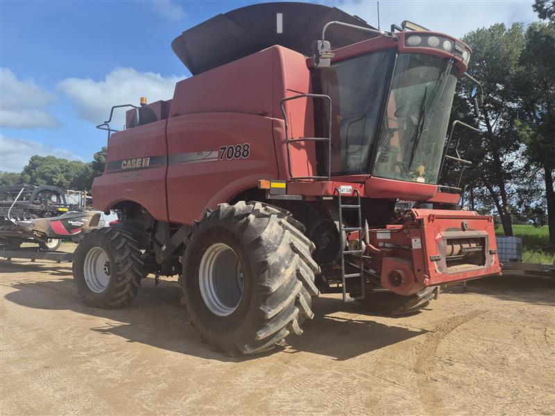 Case IH 7088 Axial Flow Combine