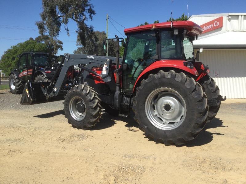 Photo 4. 2020 Case IH Farmall JX110 Tractor