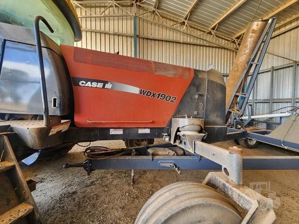 Photo 2. Case IH WDX1902/RDX161 