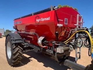 Photo 2. AgriSpread AS2120 spreader