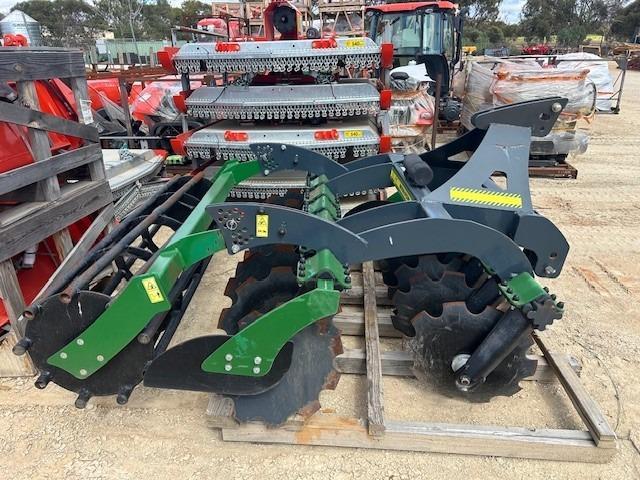 Photo 3. Bernardin 1500/1800 speed discs