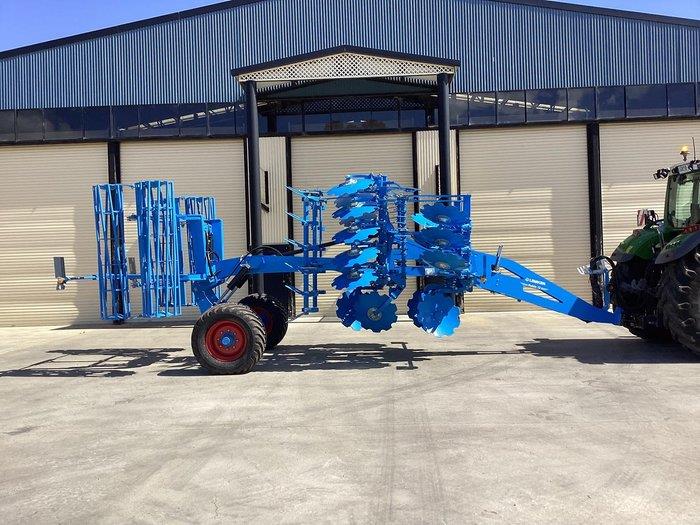 Photo 5. Lemken Rubin 12/400 4M disc plough