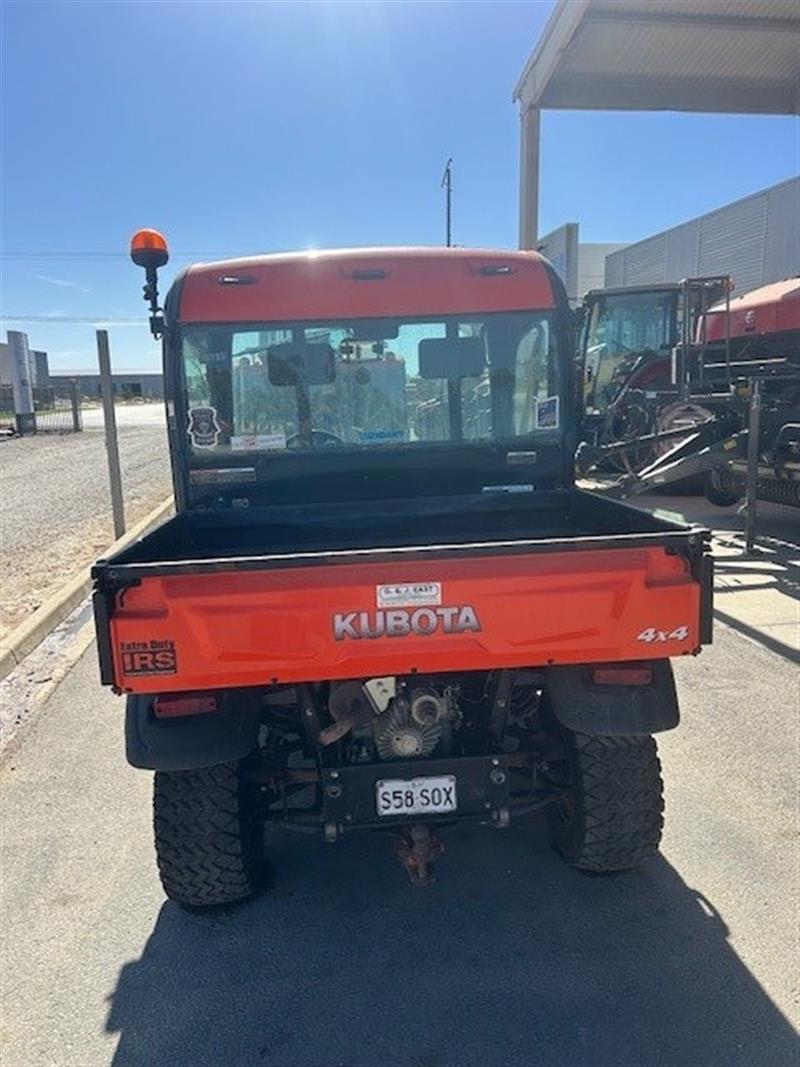 Photo 3. Kubota RTV1100 utv