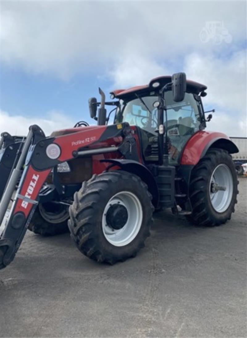 Photo 2. Case IH Puma 125 tractor