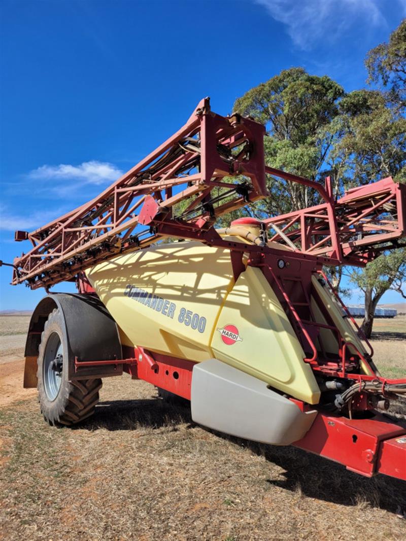 Hardi Commander 8536 Boom Spray, Sprayers & Equipment Hardi SA, Power