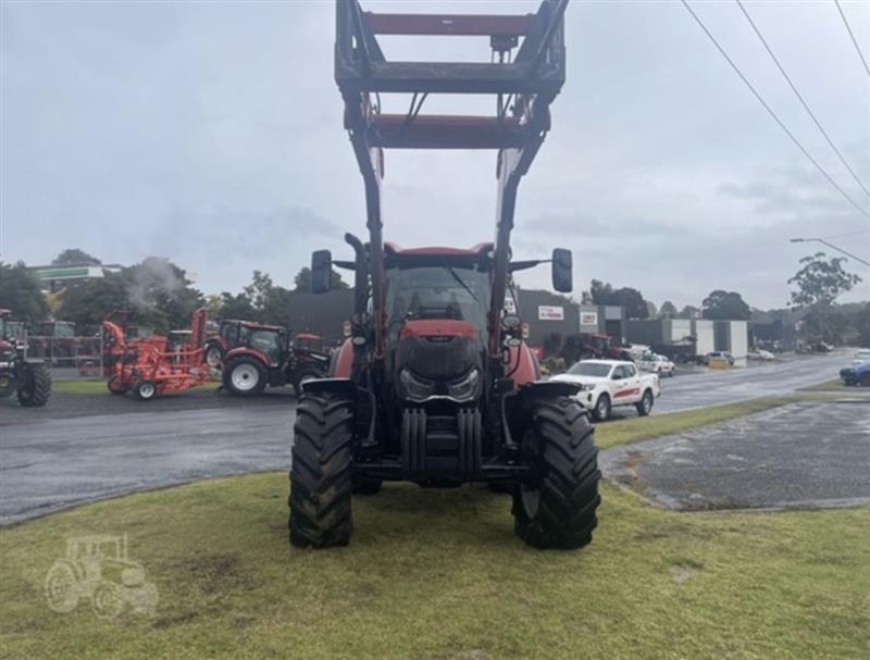 Photo 2. Case IH Maxxum 135 tractor