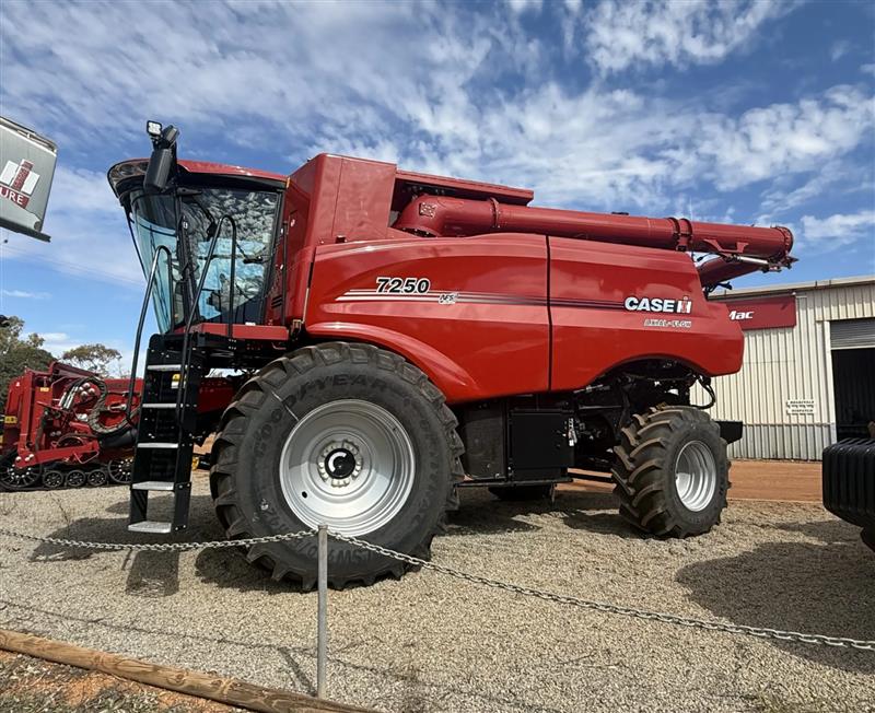 Photo 2. Case IH 7250 Axial flow combine harvester