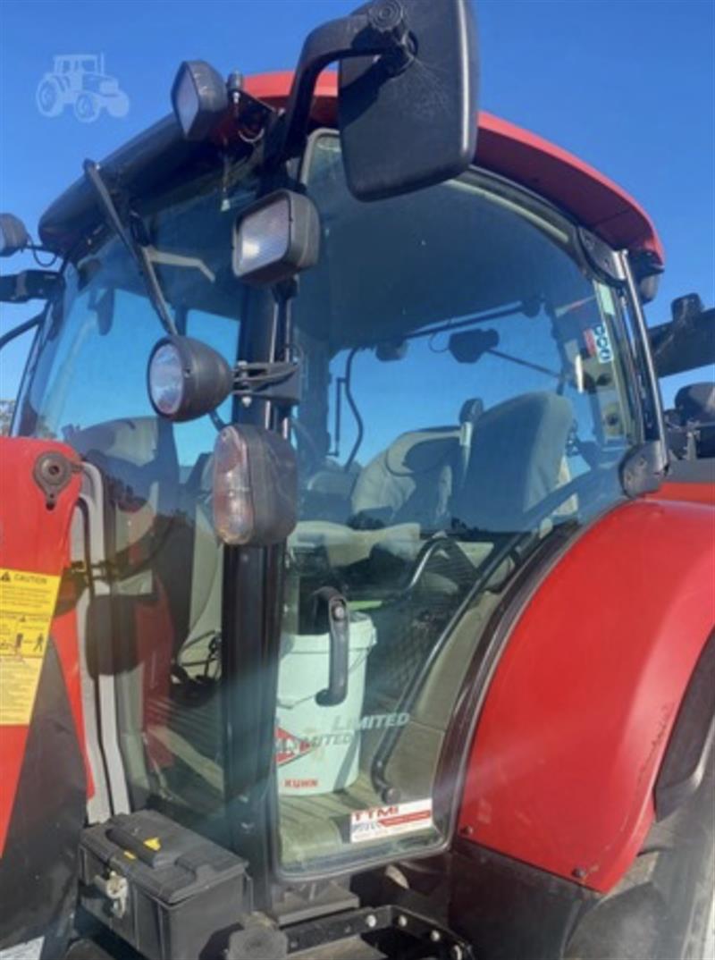 Photo 2. Case IH Maxxum 110 tractor