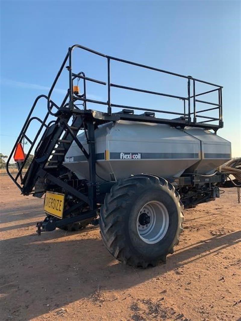 Photo 2. 2009 FLEXI COIL 2640