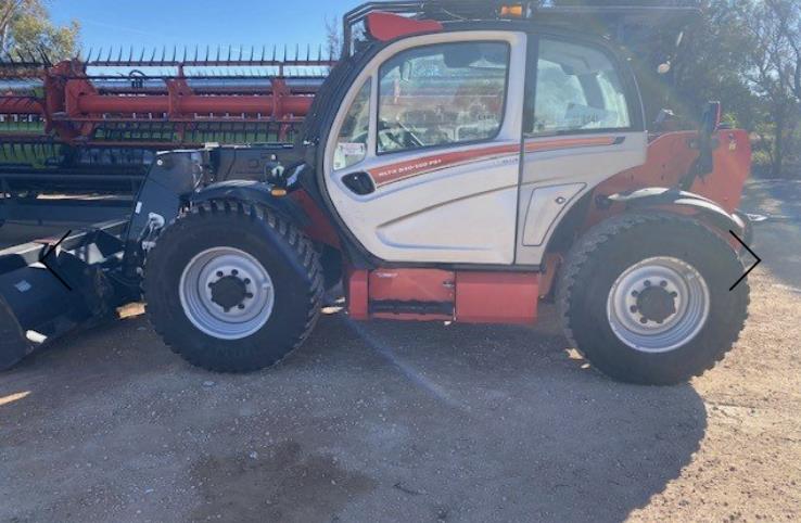 Photo 2. Manitou MLT-X840-140PS elite telehandler