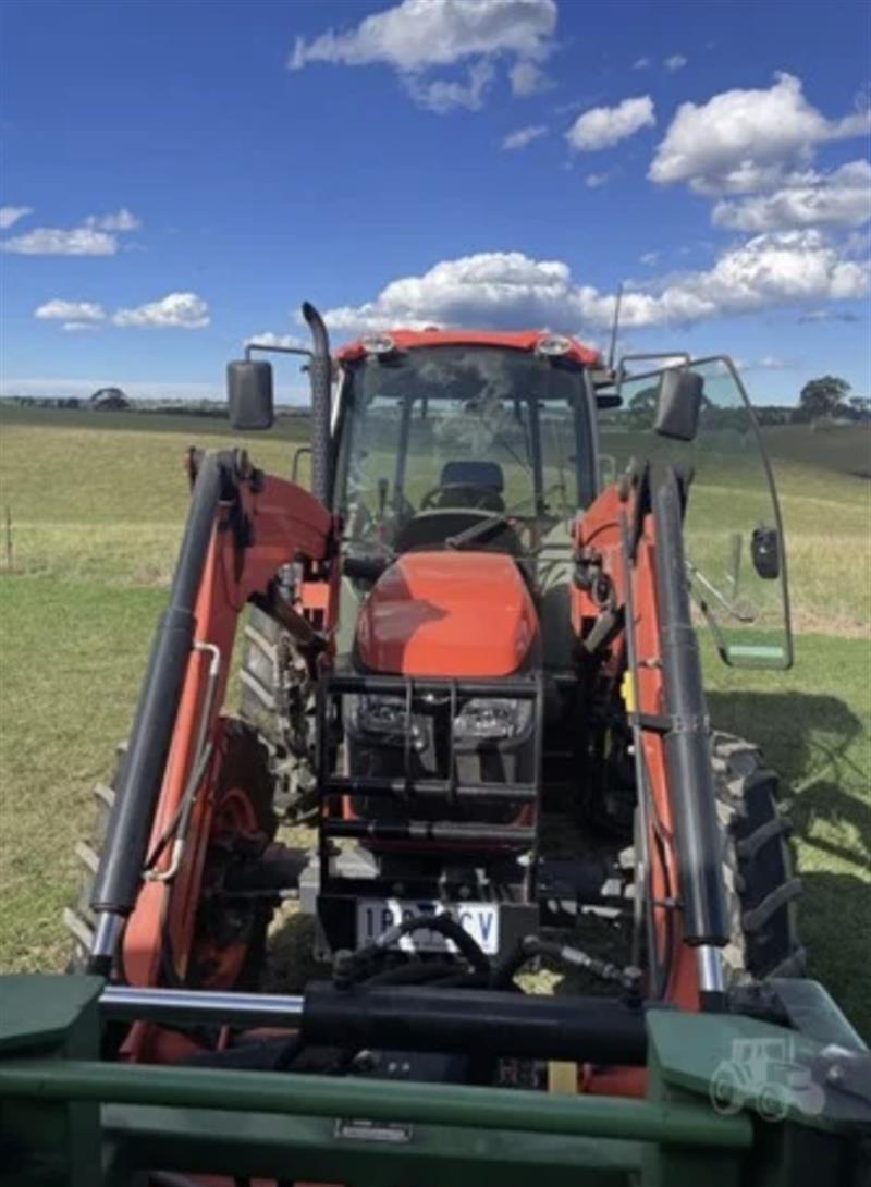 Photo 2. Kubota M8540 tractor