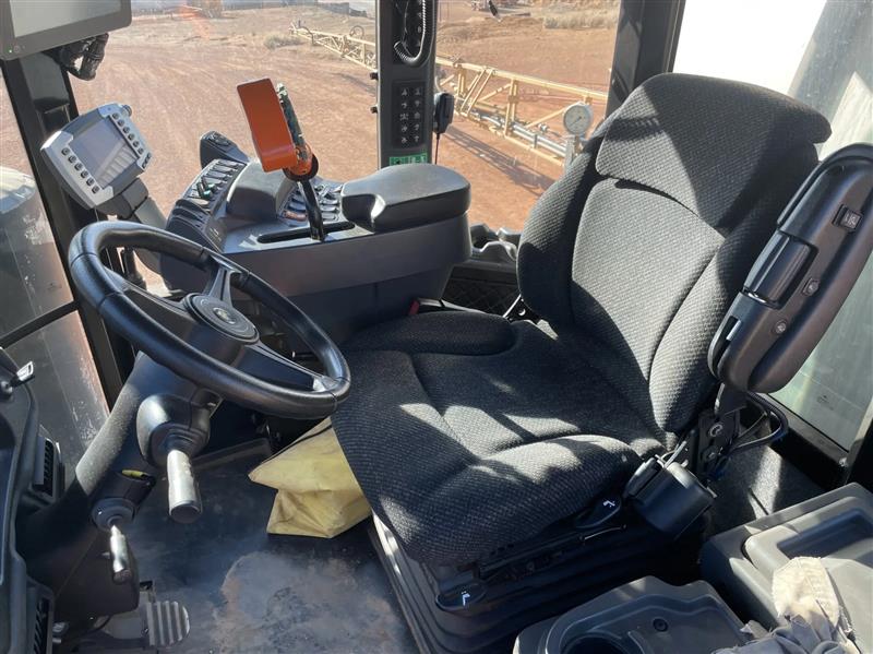 Photo 2. Croplands Rogator 1300B self propelled sprayer