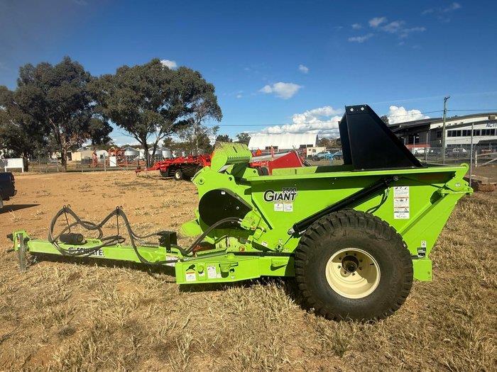 Photo 2. Giant 2500 Schulte