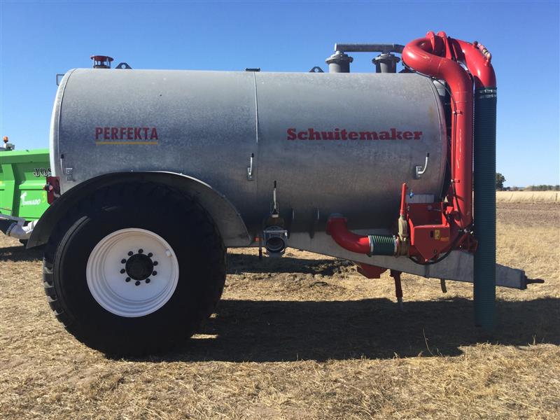 Gaspardo FURBO 500 TRAINATO PVC Fertilizer/Manure Spreader, Pasture