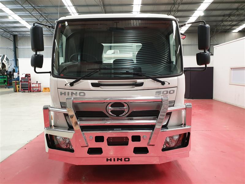 Photo 2. Hino FC 1124 Tray