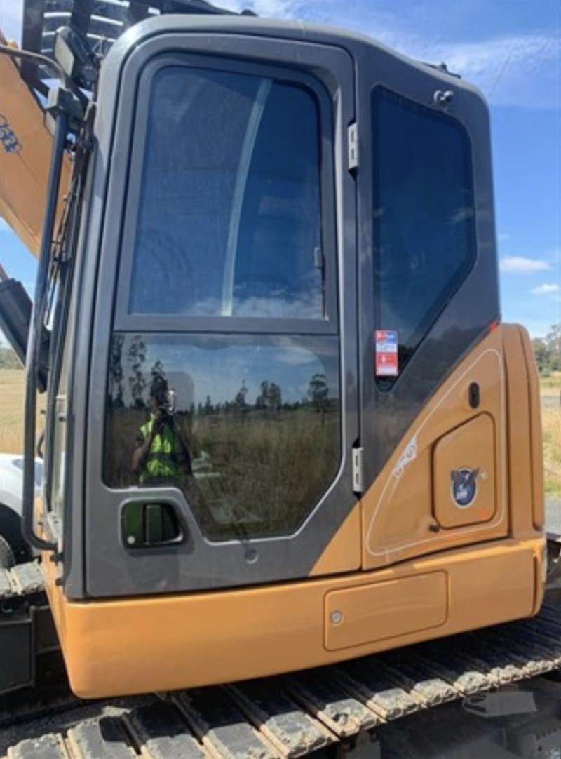 Photo 2. Case CX75 excavator