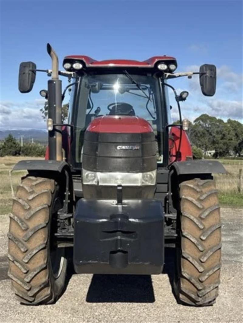 Photo 2. Case IH Puma 180 tractor