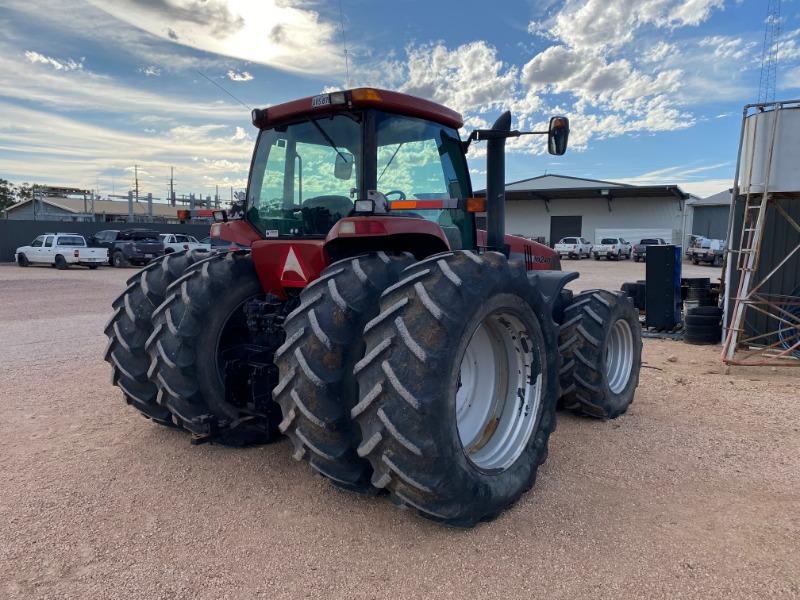 Photo 3. Case IH Magnum MX240 tractor