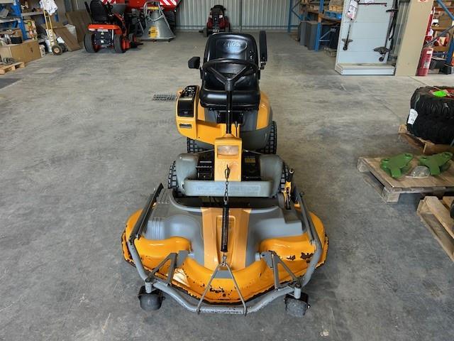 Photo 3. Stiga Park Pro 25 front mower