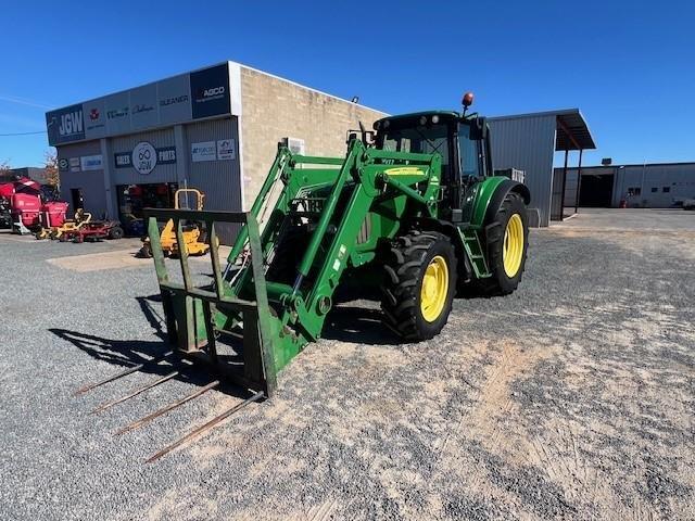 Photo 2. John Deere 6520 tractor