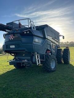 Photo 2. Fendt Ideal MF 8-01 combine harvester