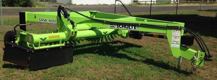 Photo 3. Schulte SRW1000 rock picker