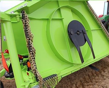 Photo 4. Schulte GX-150 rotary cutter