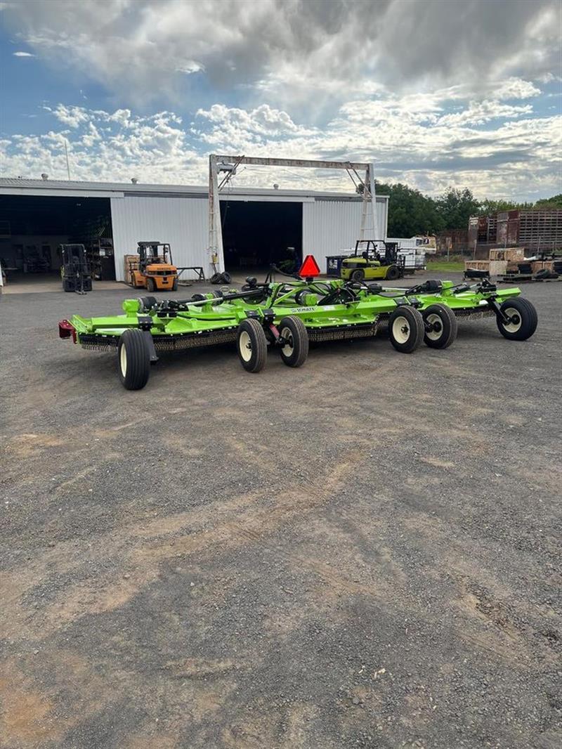 Photo 3. Schulte 5024 mulcher