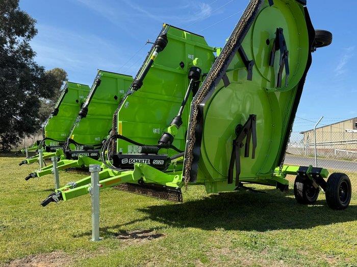 Photo 2. Schulte 5026 mulcher