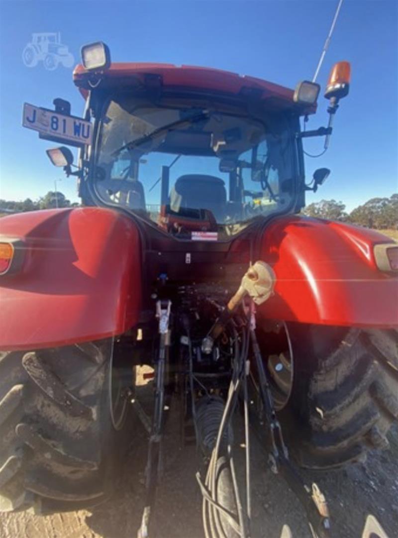 Photo 3. Case IH Maxxum 110 tractor