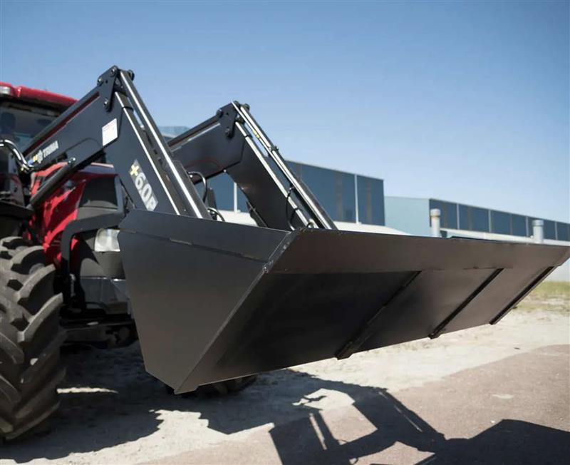 Photo 3. Himac 1.5M bucket
