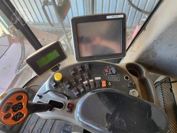 Photo 3. Case IH WDX1902/RDX161 