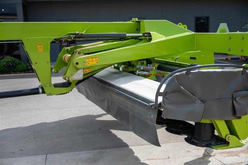 Photo 3. Claas Disco 4000TRC Mower Conditioner