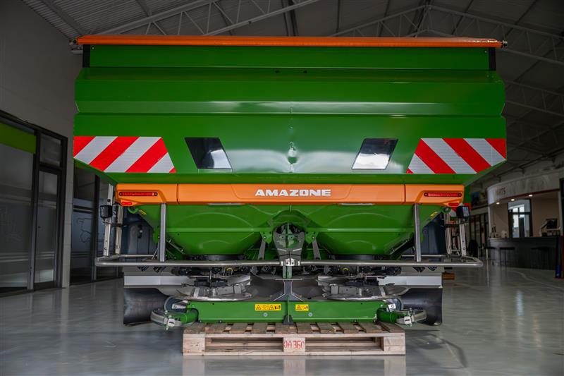 Photo 3. Amazone ZA-TS Ultra Fertilizer Manure Spreader