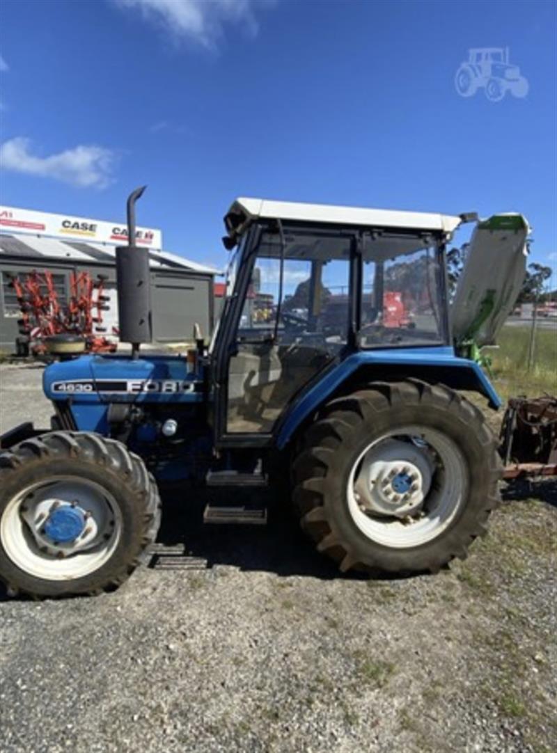 Photo 3. Ford 4630 tractor
