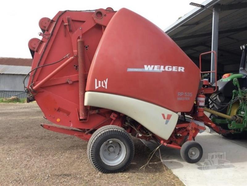 Photo 3. Welger RP535 master round baler