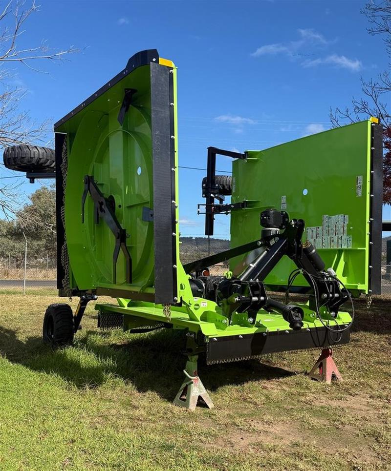 Photo 3. Schulte TPX-318 slasher