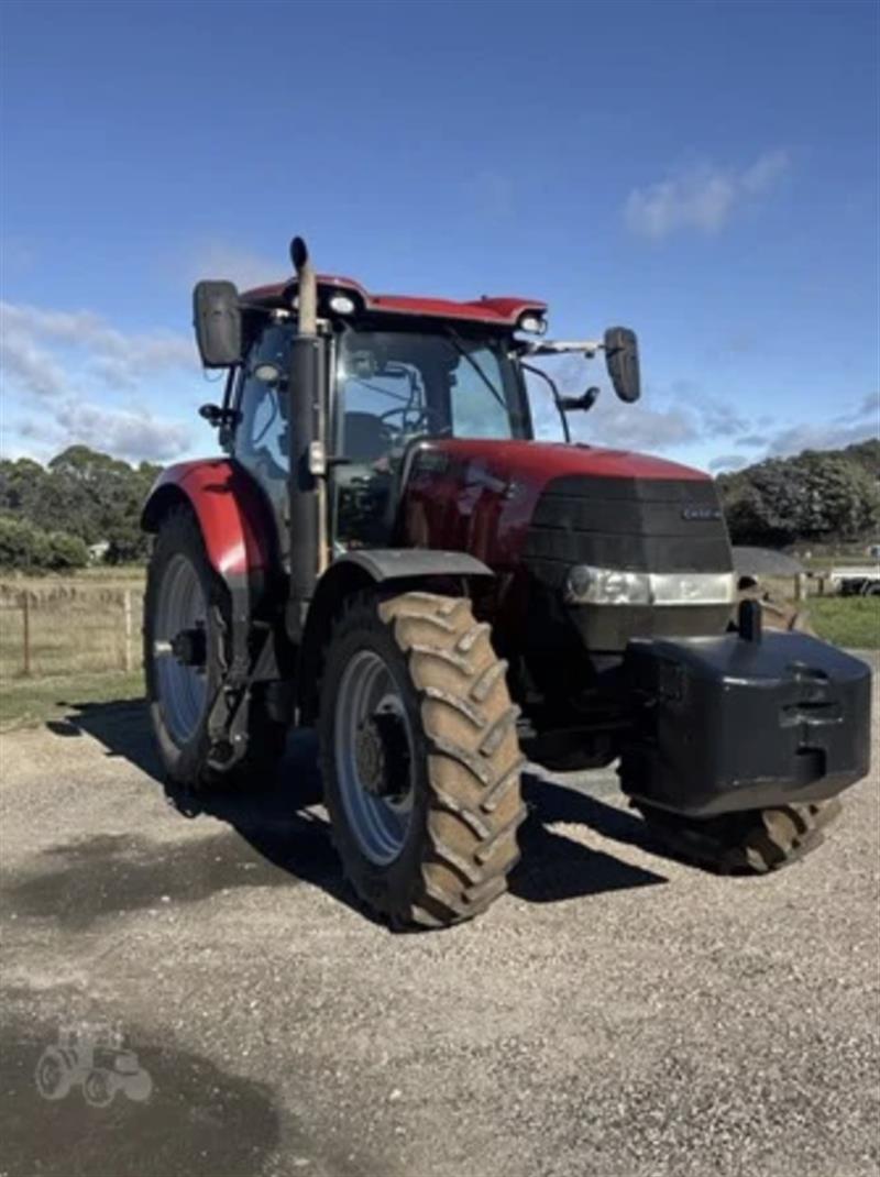 Photo 3. Case IH Puma 180 tractor