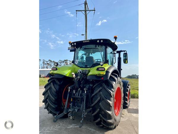 Photo 2. Claas Arion 80 HEX tractor