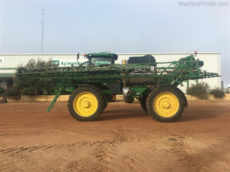 John Deere R4045 self propelled sprayer, Sprayers & Equipment John